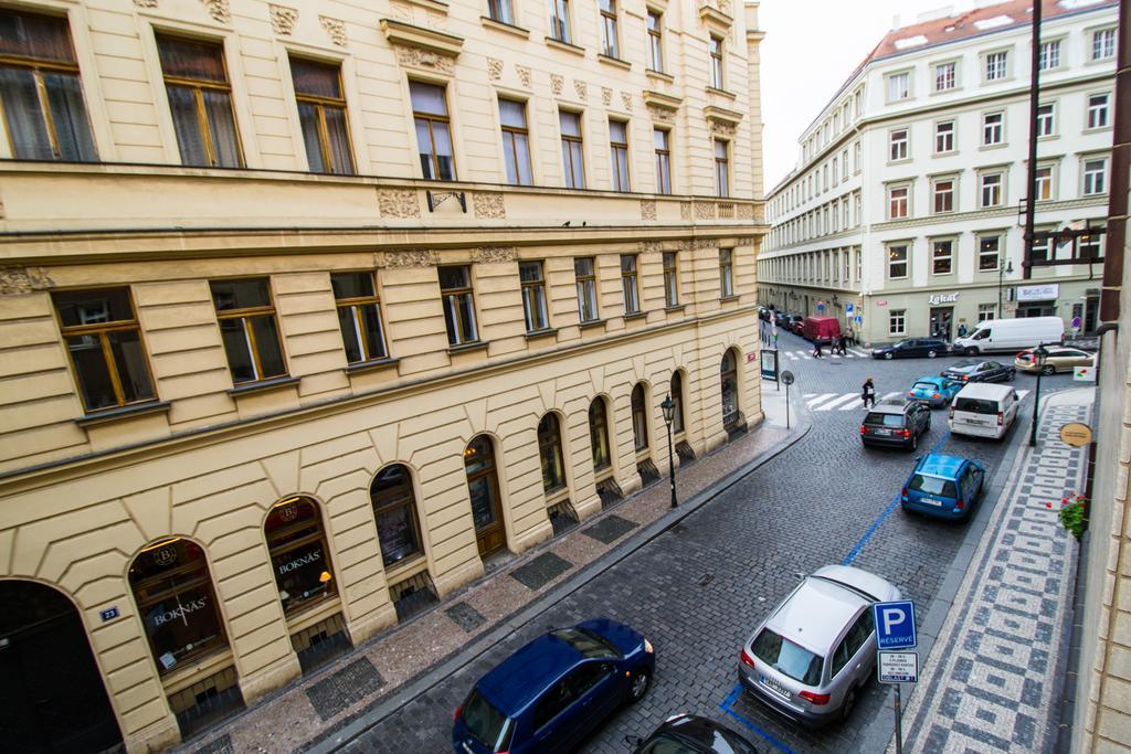 Old Town Rybna Apt By Ruterra Prag Eksteriør billede